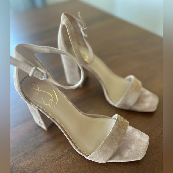 Sam Edelman Daniella Sandal - Picture 4 of 6